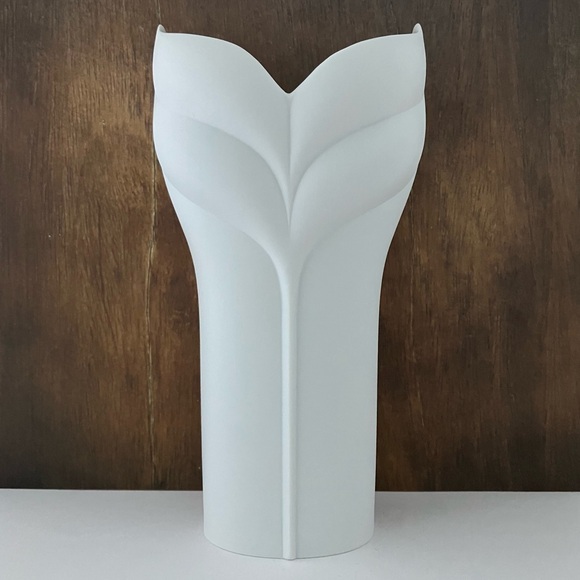 Cala Lily Rosenthal White Bisque Flower Vase Studio-Linie Germany by Uta Feyl - Picture 1 of 17